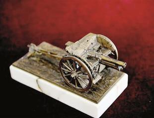 Enver Paşa’s belongings sold at auction