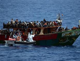 Record 137,000 refugees, migrants crossed Mediterranean this year: UN