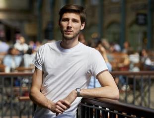 British shoe seller tries to crowdfund Greek bailout