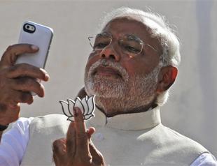 After wifi at the Taj, Modi revives campaign for digital India