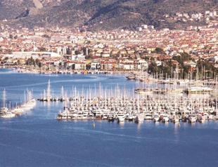 An unpleasant first half for the tourism sector