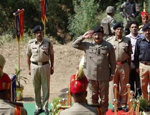 Rivals Pakistan, India to start process of joining China security bloc