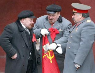 ‘Lenin and Stalin’ scuffle near Red Square: Police