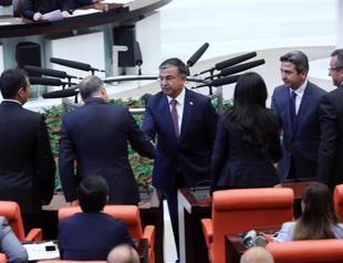 No coalition on horizon before end of Eid al-Fitr