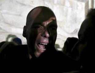 Greek minister says Europe wont let Athens go under