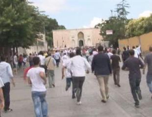 VIDEO: Turkish nationalists protesting China attack Korean tourists in Istanbul