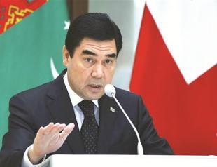 Turkmenistan leader purges cabinet for corruption, slow reform