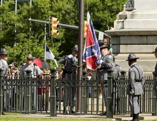 Confederate flag comes down at South Carolina legislature