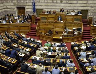 Greek parliament to vote on controversial bailout