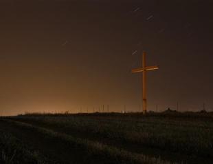 Study: Americans becoming less Christian, more secular