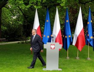Komorowskis presidential setback spells trouble for Polish govt