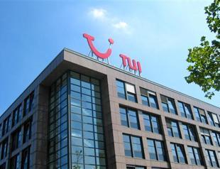 Tourism giant profit growth on track, to sell LateRooms