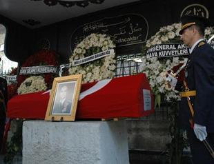 Last general of 1980 coup in Turkey laid to rest