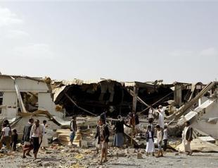 Bombing and heavy fighting break Yemen truce: Residents