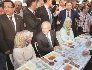 Government talks to begin with diminishing hopes for grand coalition