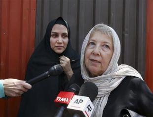 Mother of Washington Post reporter speaks of bail hope