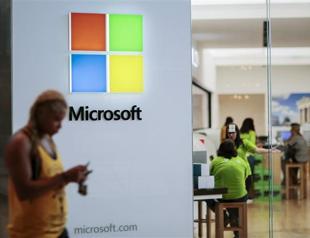 Microsoft plans celebratory debut of Windows 10