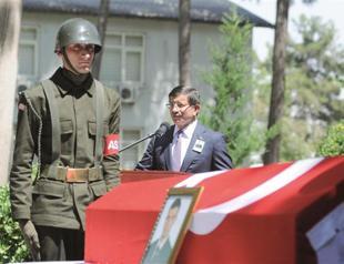 Fallen Turkish soldier laid to rest in official ceremony in Adıyaman