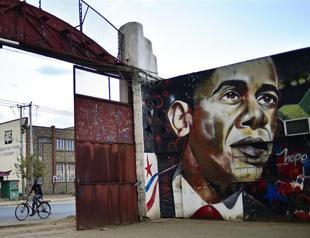 Obama challenges Kenya on gay rights, corruption