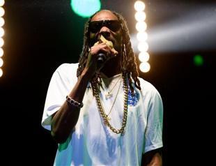 Swedish police briefly hold US rapper Snoop Dogg