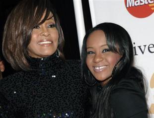 Whitney Houstons daughter Bobbi Kristina dead at 22