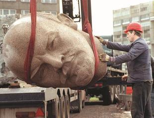 After ‘Goodbye Lenin’, a Berlin resurrection