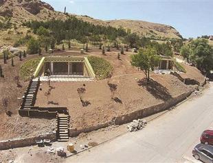 Two ‘hobbit houses’ completed in central Anatolia