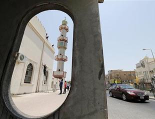 ISIL claims car bomb in Yemen capital, three dead