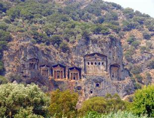 Dalyan’s rock tombs to be protected by fences