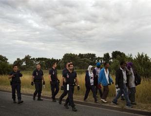 UK government announces new steps against illegal immigrants