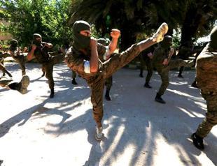 Train-and-equip Syrian fighters held by Nusra: Pentagon