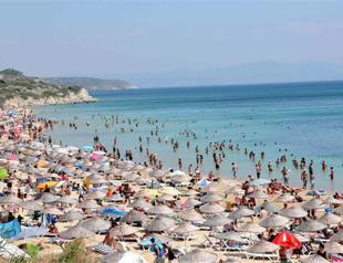 Turkey’s tourism income decreases 14 pct amid security concerns