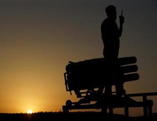 Syrian rebel group leaves their HQ after clash with al-Qaida