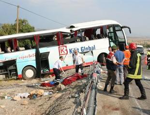 Bus carrying Russian-speaking tourists rolls over in southern Turkey, at least four dead
