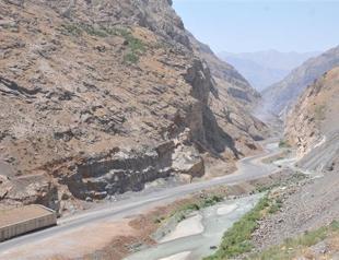 No news from seven customs officials for almost two days in Turkey’s southeast