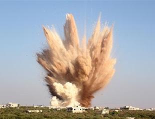 US-led coalition hits rebel arms depot in Syria: Monitor