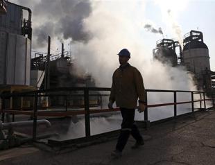 Iran oil output could jump sharply post-sanctions: Agency