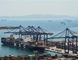 Greek document foresees rapid sale of ports, grid operator, airports