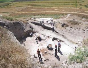 Symbols of Hittite goddess of sexuality found on 4,000-year-old tablet discovered in central Turkey