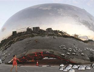Anish Kapoor says China copies his work