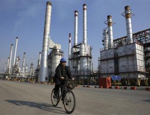 India ‘prepares to pay $1.4 bln Iran oil dues’