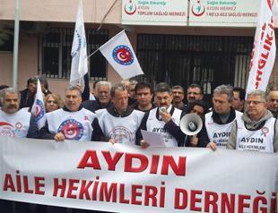 Family physicians strike to protest weekend shifts