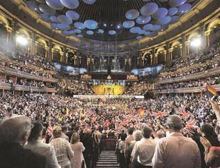 Britain’s Prom concerts keep classic charm after 120 years
