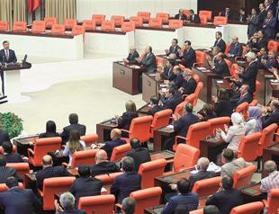 Turkish gov’t moves to renew Syria motion