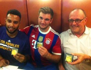 Police quiz gunman over French train attack