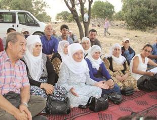 Elders stand in Turkish clash zones ‘to prevent sons from being killed’