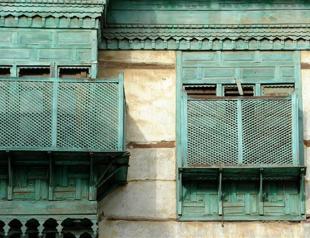 Saudi executes four after moratorium call