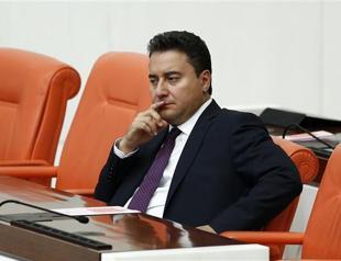 Turkish Treasury staff writes farewell letter to Babacan