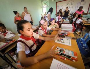 Cuba goes all in on English, amid closer US ties