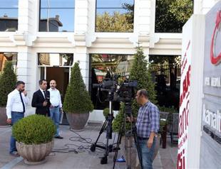 Shares in Gülen-linked companies plunge after police raids